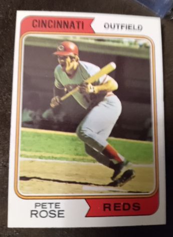 1974 Topps #300 Pete Rose — front