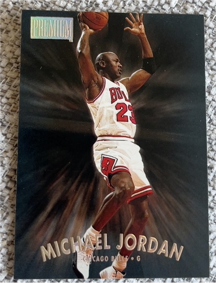 1997-98 SkyBox Premium #29 Michael Jordan — front