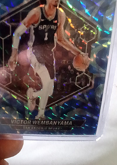 2024 Panini Mosaic #1 Victor Wembanyama — front