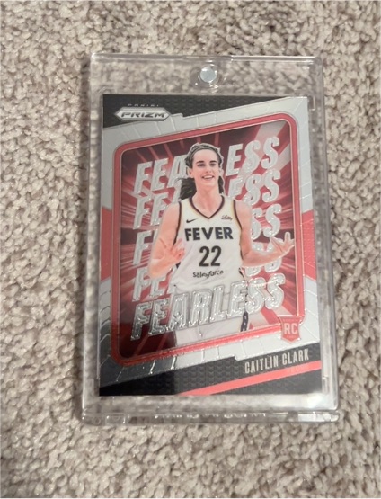 2024 Panini Prizm WNBA #10 Caitlin Clark Fearless Rookie — front