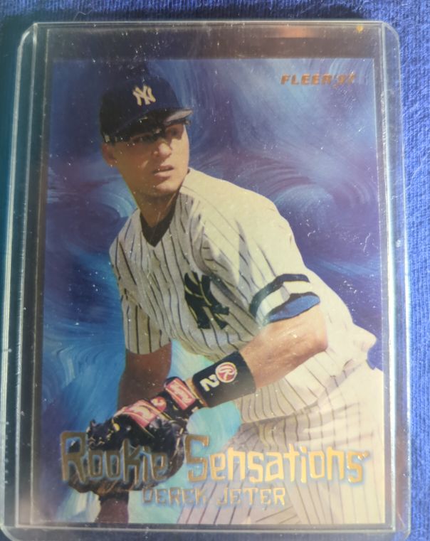 1997 Fleer Rookie Sensations #7 Derek Jeter — front