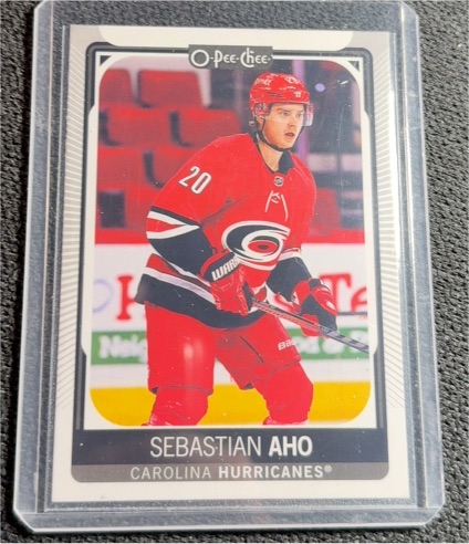 2021-22 O-Pee-Chee #12 Sebastian Aho — front