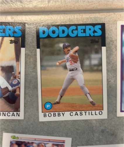1986 Topps #360 Bobby Castillo — front