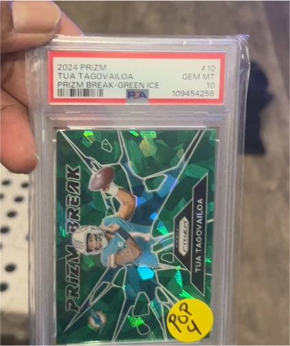 2024 Panini Prizm #10 Tua Tagovailoa — front