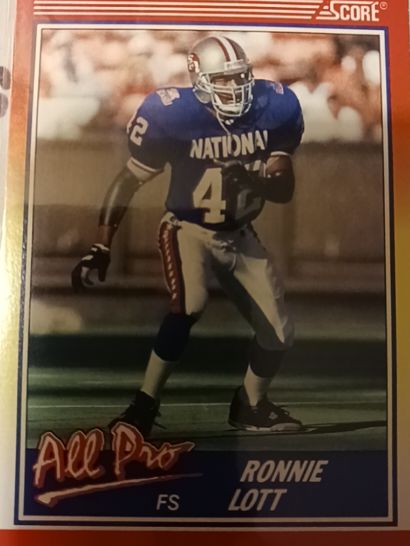 1990 Score #566 Ronnie Lott — front