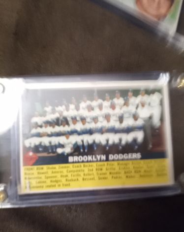 1956 Topps #166 Brooklyn Dodgers Team — front