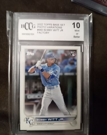 2022 Topps Base Set #660 Photo Variation Bobby Witt Jr. — front