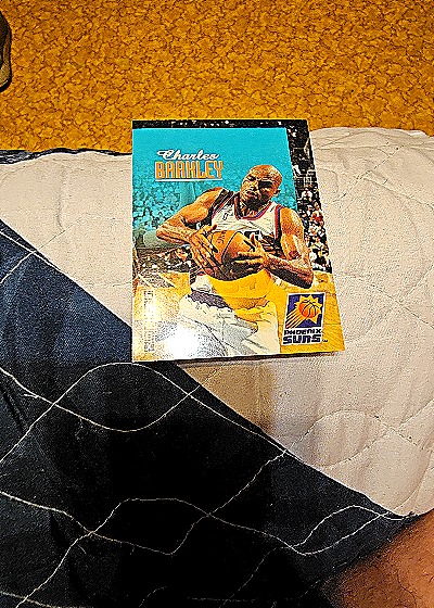 1992-93 Skybox #389 Charles Barkley — front