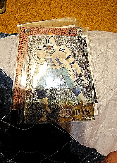 1996 Fleer Metal #32 Deion Sanders — front