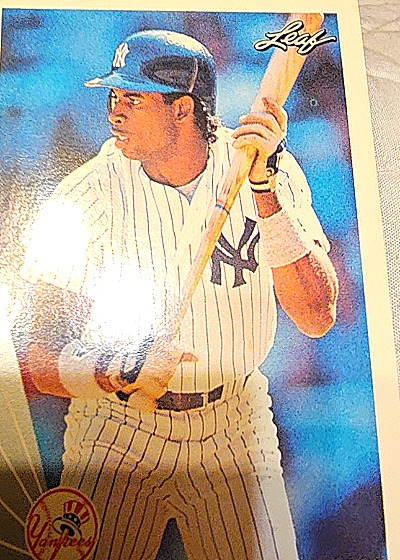 1991 Leaf #152 Don Mattingly — front