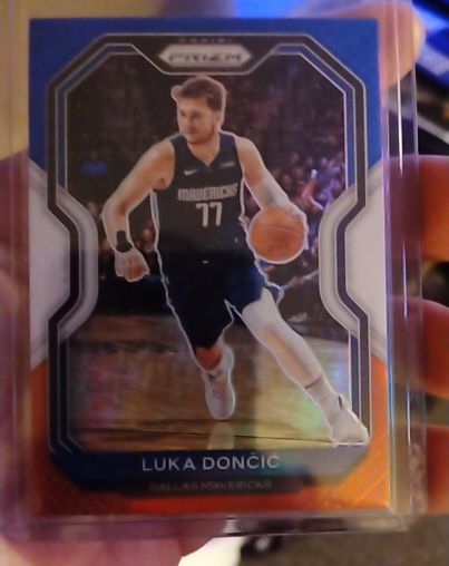 2020-21 Panini Prizm #32 Luka Doncic — front