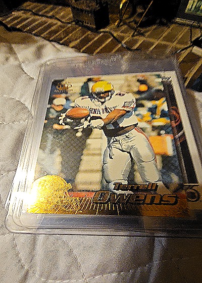 1996 Pacific Crown Collection #381 Terrell Owens — front