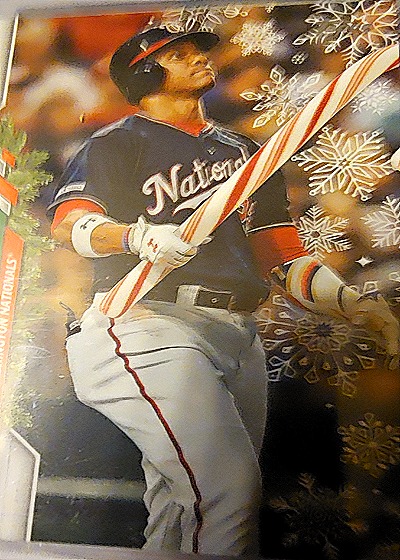 2020 Topps Holiday #HW196 Juan Soto — front