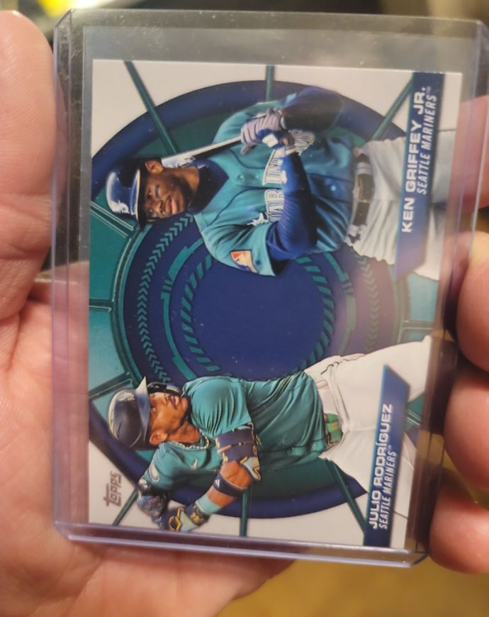 2025 Topps Series 2 #DD-19 Ken Griffey Jr. / Julio Rodriguez — front