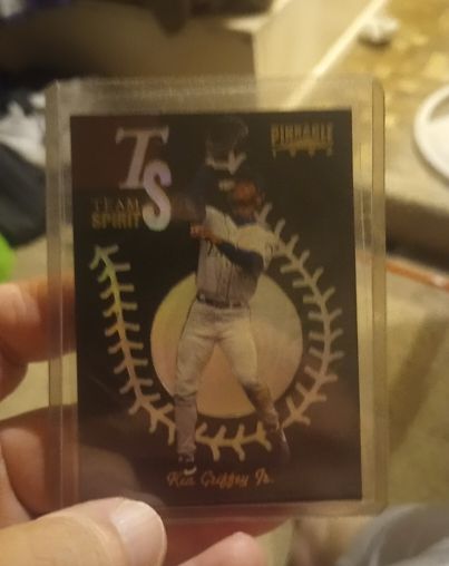 1996 Pinnacle Team Spirit #2 Ken Griffey Jr — front