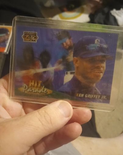 1996 Pinnacle Sportflix Hit Parade #1 Ken Griffey Jr. — front