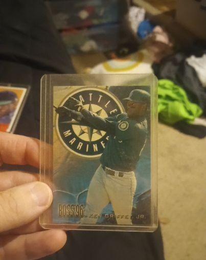 1996 Skybox Circa Boss #20 Ken Griffey Jr. — front