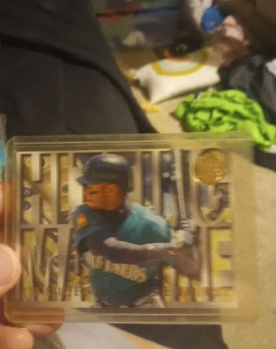 1996 Fleer Ultra #6 Ken Griffey Jr. Gold Medallion — front