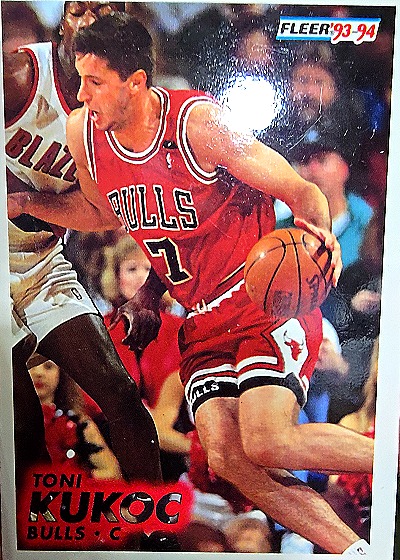 1993-94 Fleer #260 Toni Kukoc — front