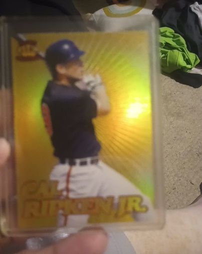 1995 Pacific #9 Cal Ripken Jr. Gold Prisms — front