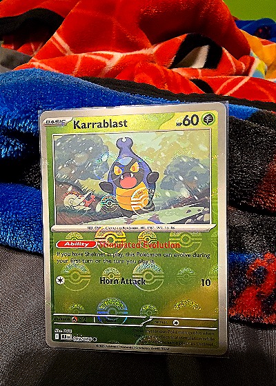 2025 Pokémon TCG Scarlet & Violet #009 Karrablast — front