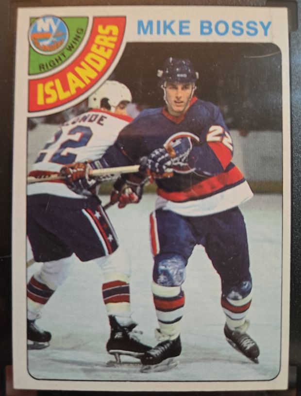 1978-79 Topps Hockey #115 Mike Bossy — front