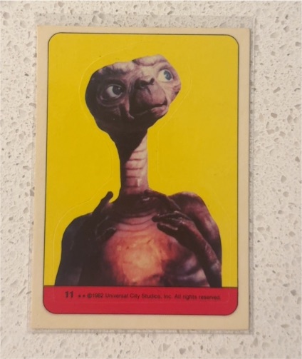 1982 Topps ET the Extra Terrestrial Sticker Card #11 b — front
