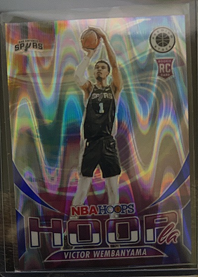 2023-24 Panini NBA Hoops Premium Stock #5 Victor Wembanyama Hoopla — front