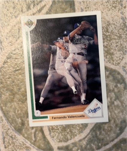 1991 Upper Deck #175 Fernando Valenzuela — front