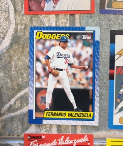 1990 Topps #340 Fernando Valenzuela — front