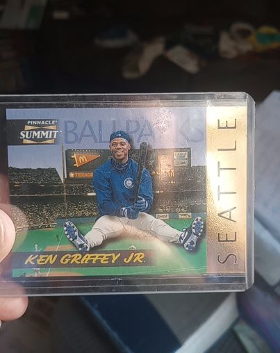 1996 Pinnacle Summit Ballparks #5 Ken Griffey Jr. — front