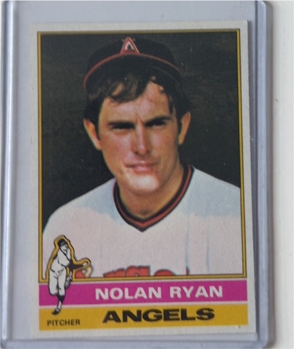 1976 Topps #330 Nolan Ryan — front