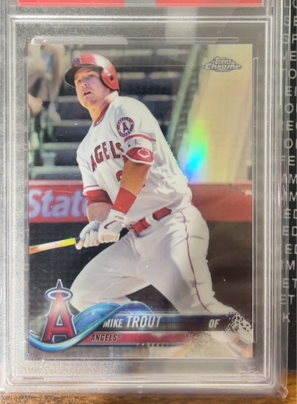 2018 Topps Chrome #100 Mike Trout — front