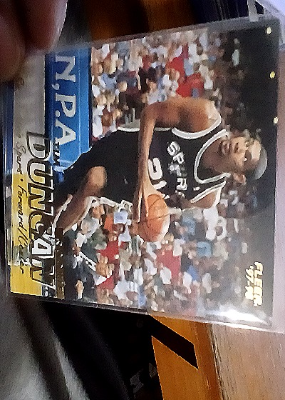 1997-98 Fleer #201 Tim Duncan Rookie Card — front