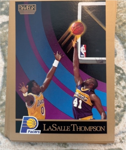 1990 SkyBox #123 LaSalle Thompson — front