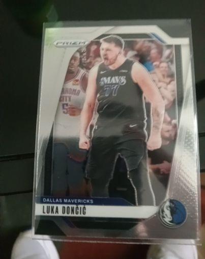 2024-25 Panini Prizm #89 Luka Dončić — front
