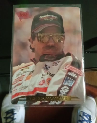 1993 Action Packed #124 Dale Earnhardt — front