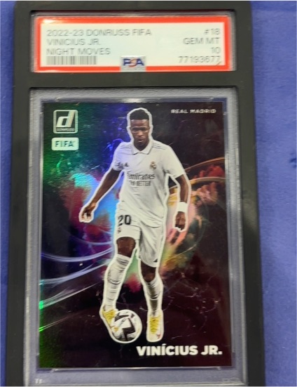 2022-23 Panini Donruss FIFA #18 Vinícius Jr. Night Moves — front