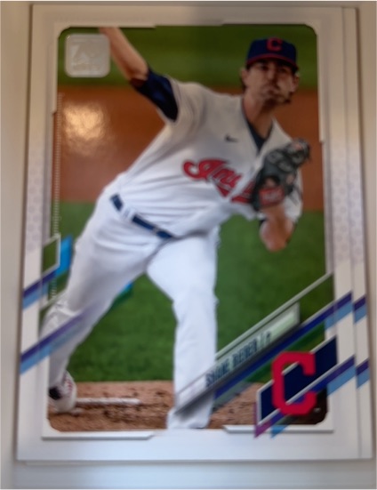2021 Topps #523 Shane Bieber — front