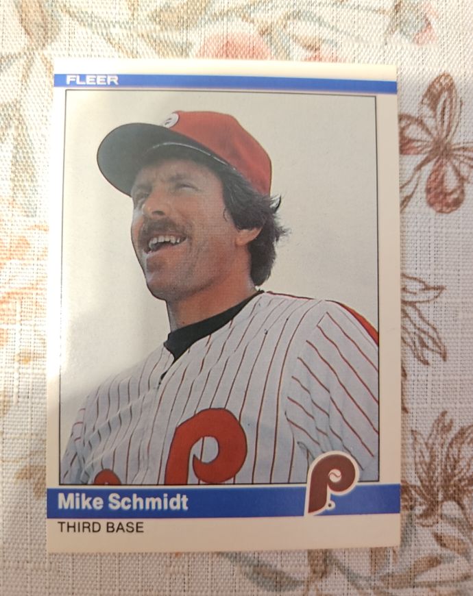 1984 Fleer #48 Mike Schmidt — front