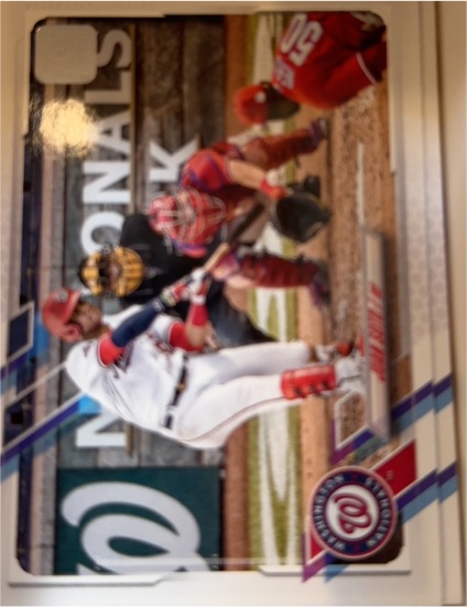 2021 Topps #330a Juan Soto — front