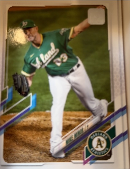 2021 Topps #329 Mike Minor — front