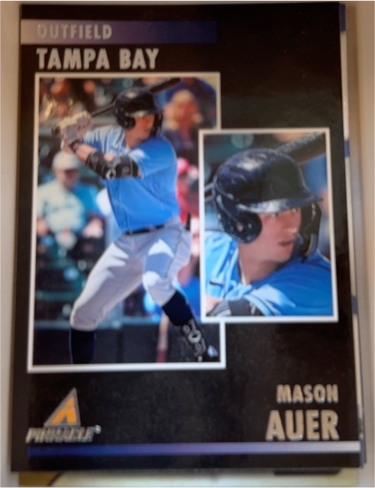 2023 Panini Chronicles Pinnacle #11 Mason Auer — front