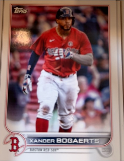 2022 Topps #8 Xander Bogaerts — front