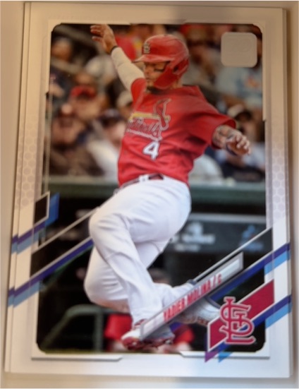 2021 Topps #207a Yadier Molina — front