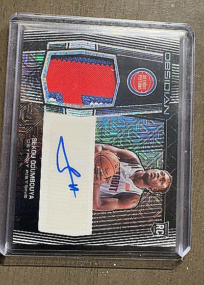 2019-20 Panini Obsidian #SKD Sekou Doumbouya Rookie Patch Auto — front