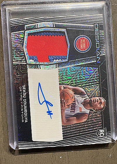 2020-21 Panini Obsidian #240 Sekou Doumbouya Rookie Patch Auto — front