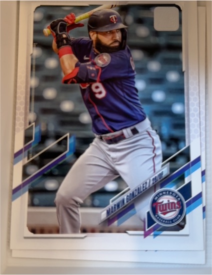 2021 Topps #132 Marwin Gonzalez — front