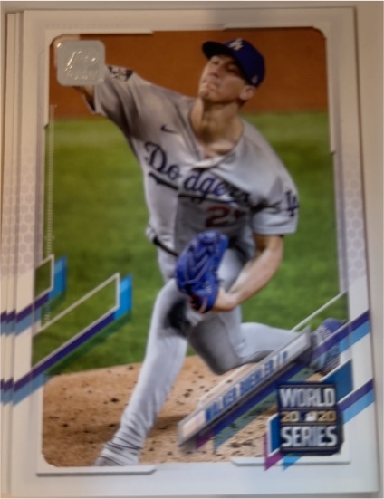 2021 Topps #44 Walker Buehler — front