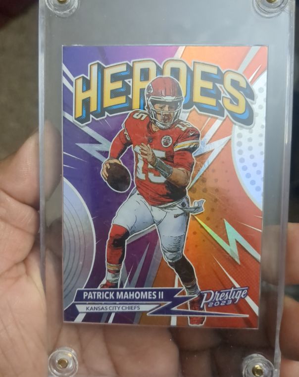 2023 Panini Prestige Heroes #H-1 Patrick Mahomes II — front